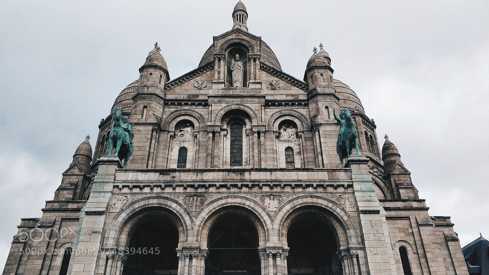 Xiaomi MI6 sample photo. Sacré-coeur architecture photography