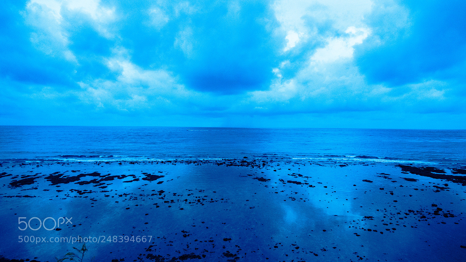 Leica V-Lux (Typ 114) sample photo. Sea view photography