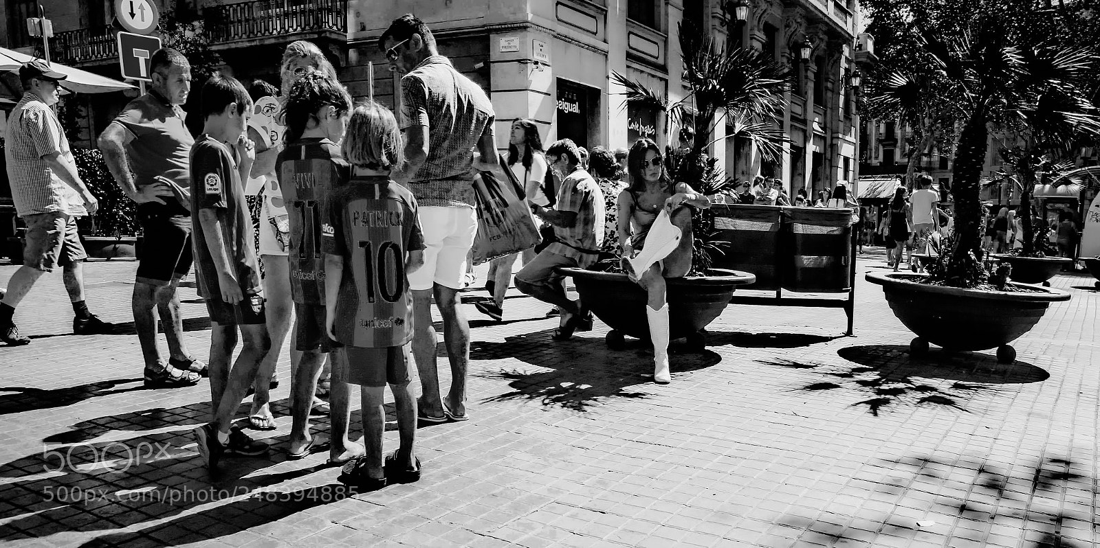 Canon EOS 60D sample photo. On the plaza photography