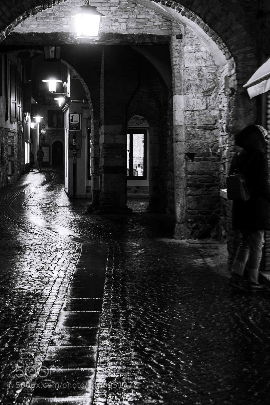 Fujifilm X-T10 sample photo. Street bw photography