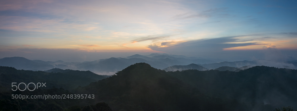 Nikon D7200 sample photo. Sunrise from the summit photography