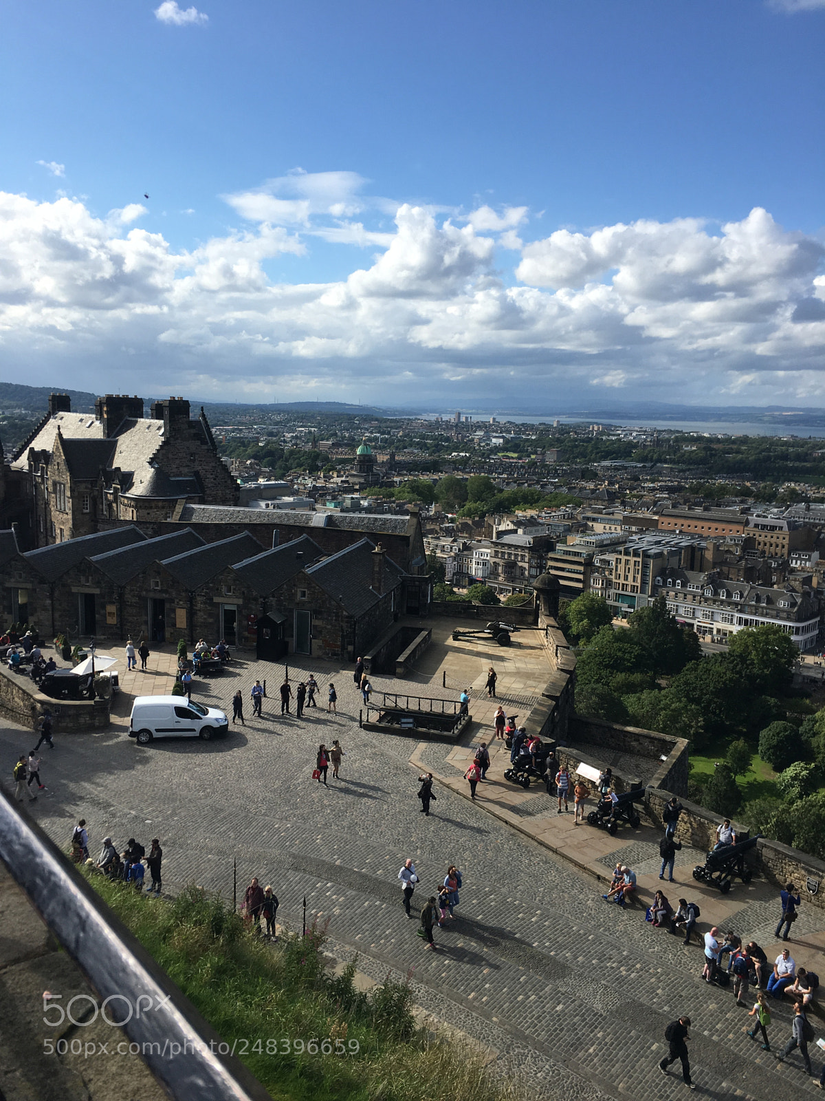 Apple iPhone 6s sample photo. Edinburgh castle photography