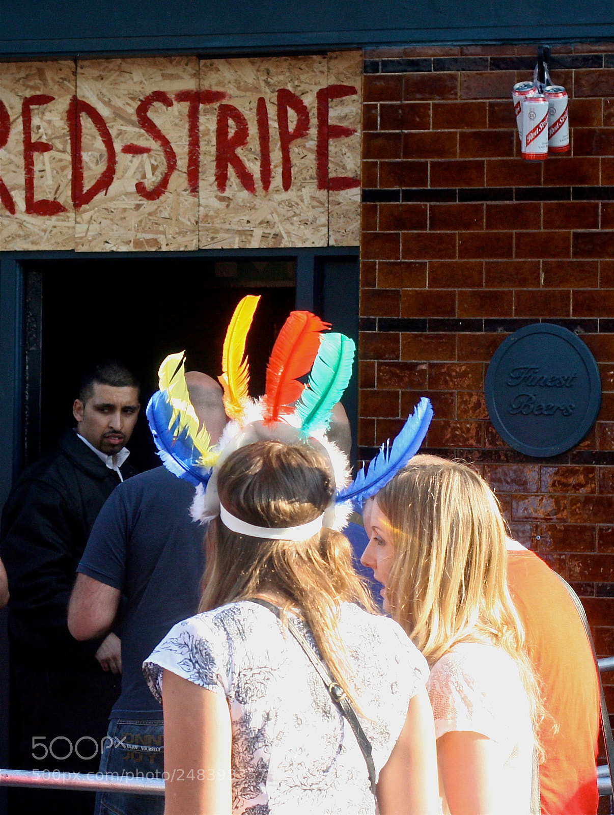 Canon EOS 30D sample photo. Red stripe and head photography