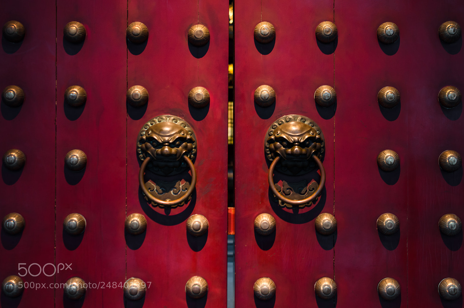 Nikon D7000 sample photo. Traditional chinese door. photography