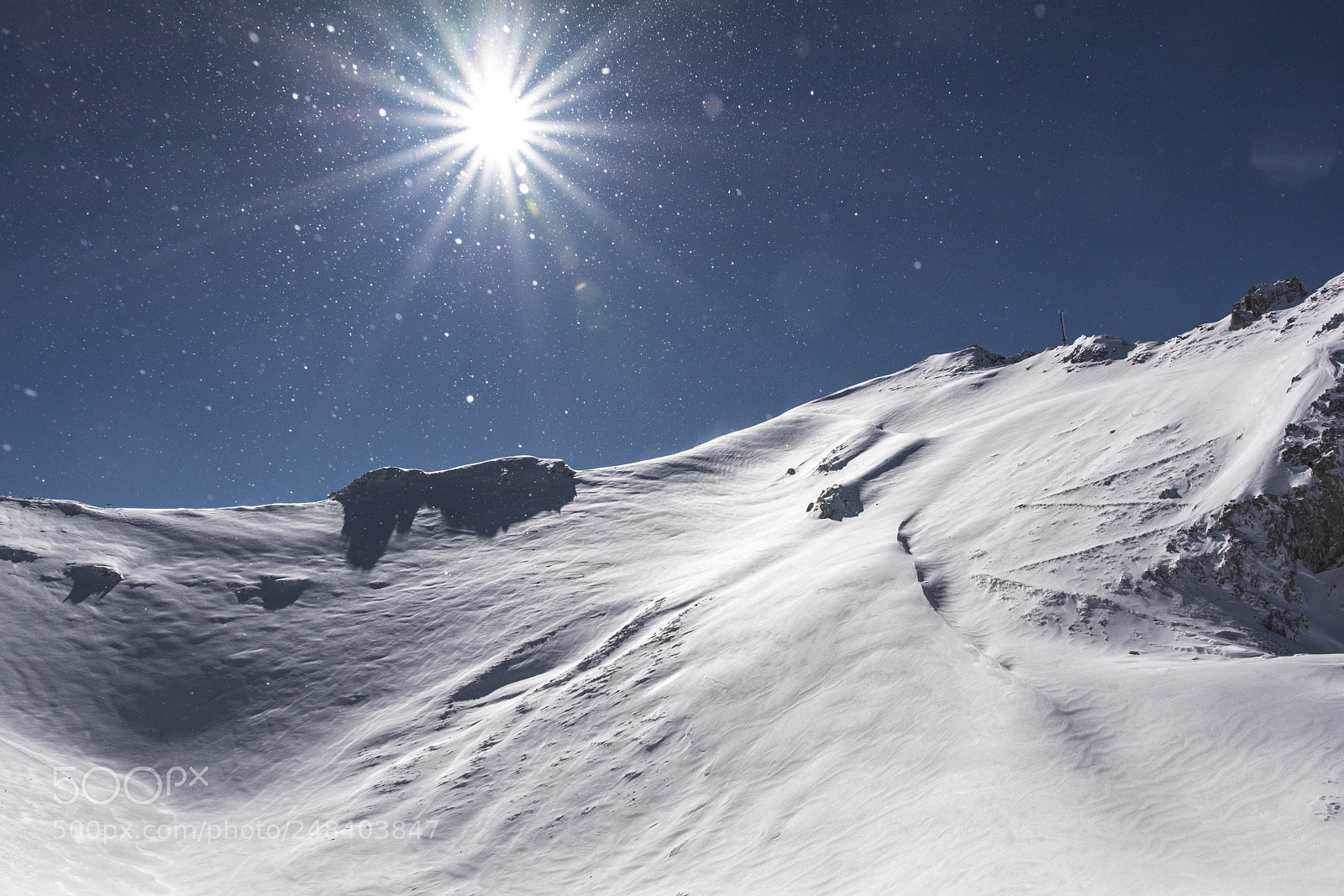 Nikon D5200 sample photo. Snowing photography