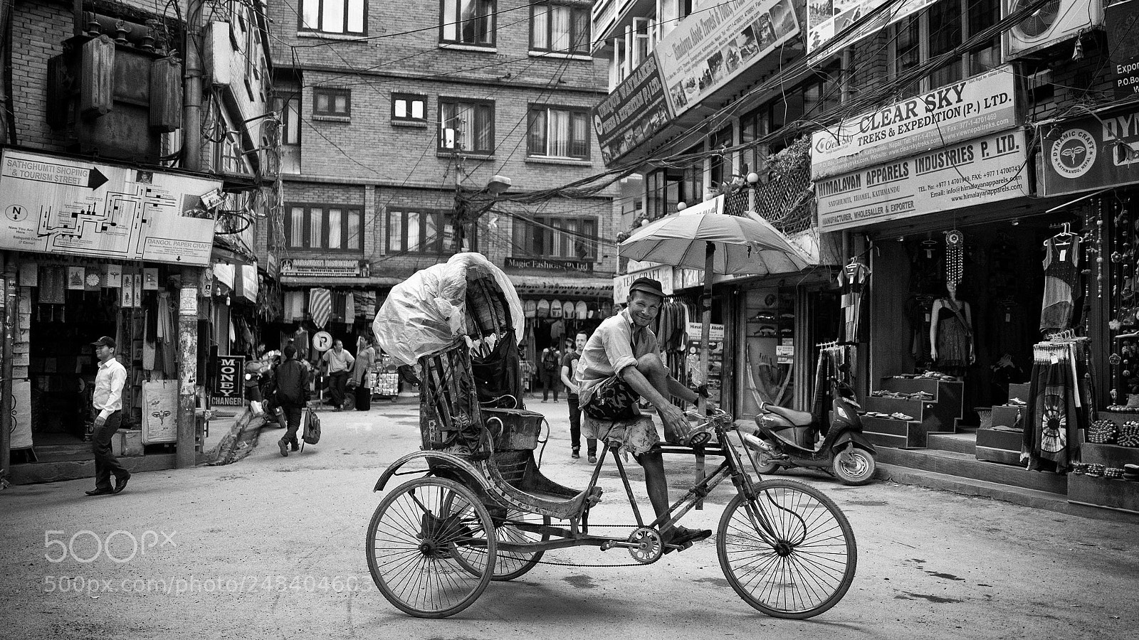 Leica Q (Typ 116) sample photo. Cinematic kathmandu rickshaw photography
