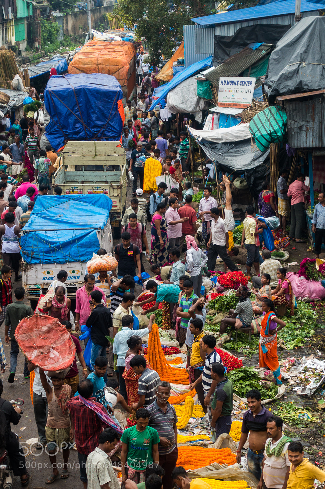 Sony Cyber-shot DSC-RX100 III sample photo. Mullick ghat flower market photography