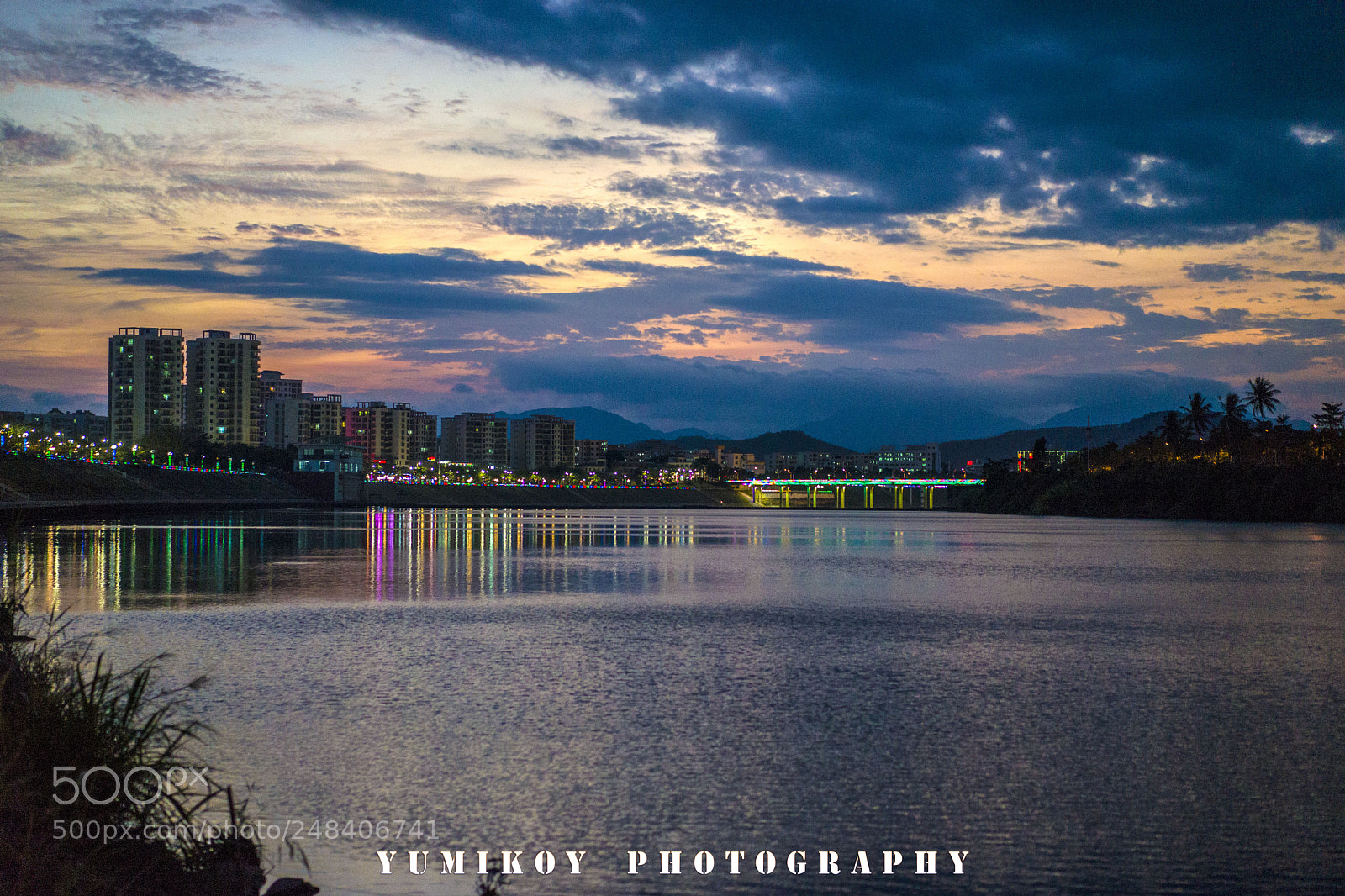 Sony a7 sample photo. 迷醉 photography