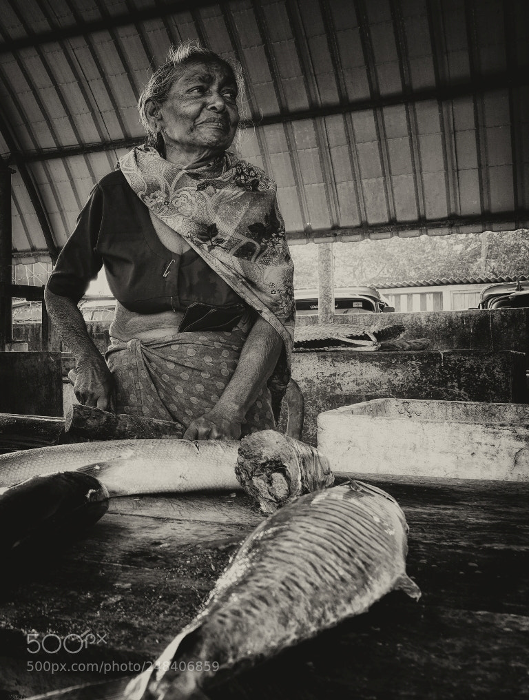 Sony Cyber-shot DSC-RX100 IV sample photo. Fishermen's wife photography
