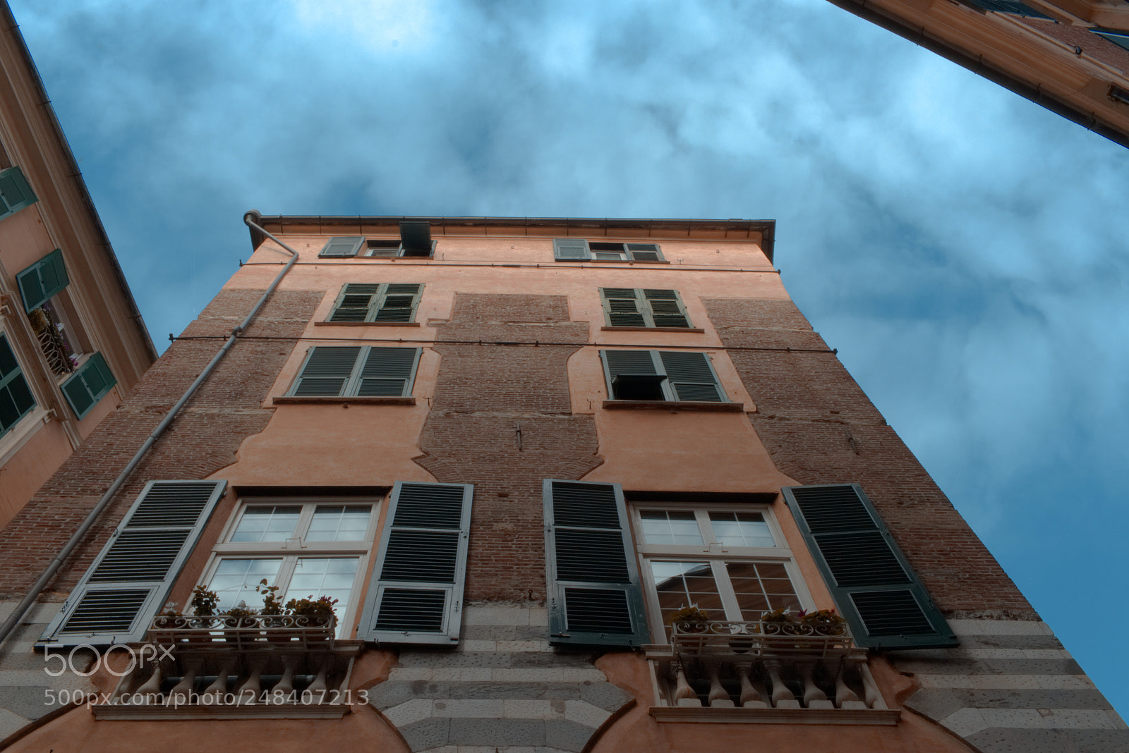 Canon EOS 80D sample photo. Palazzo dei vicoli di photography