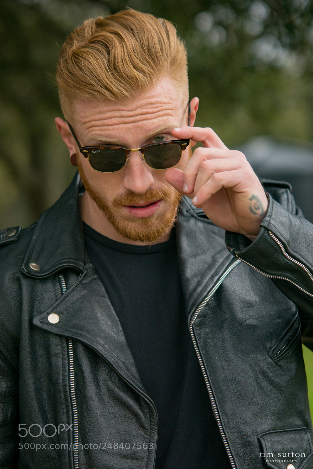 Sony ILCA-77M2 sample photo. Mark in leather jacket photography