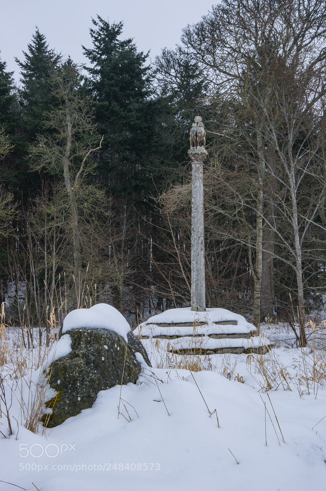 Pentax K-3 sample photo. Stone monument photography