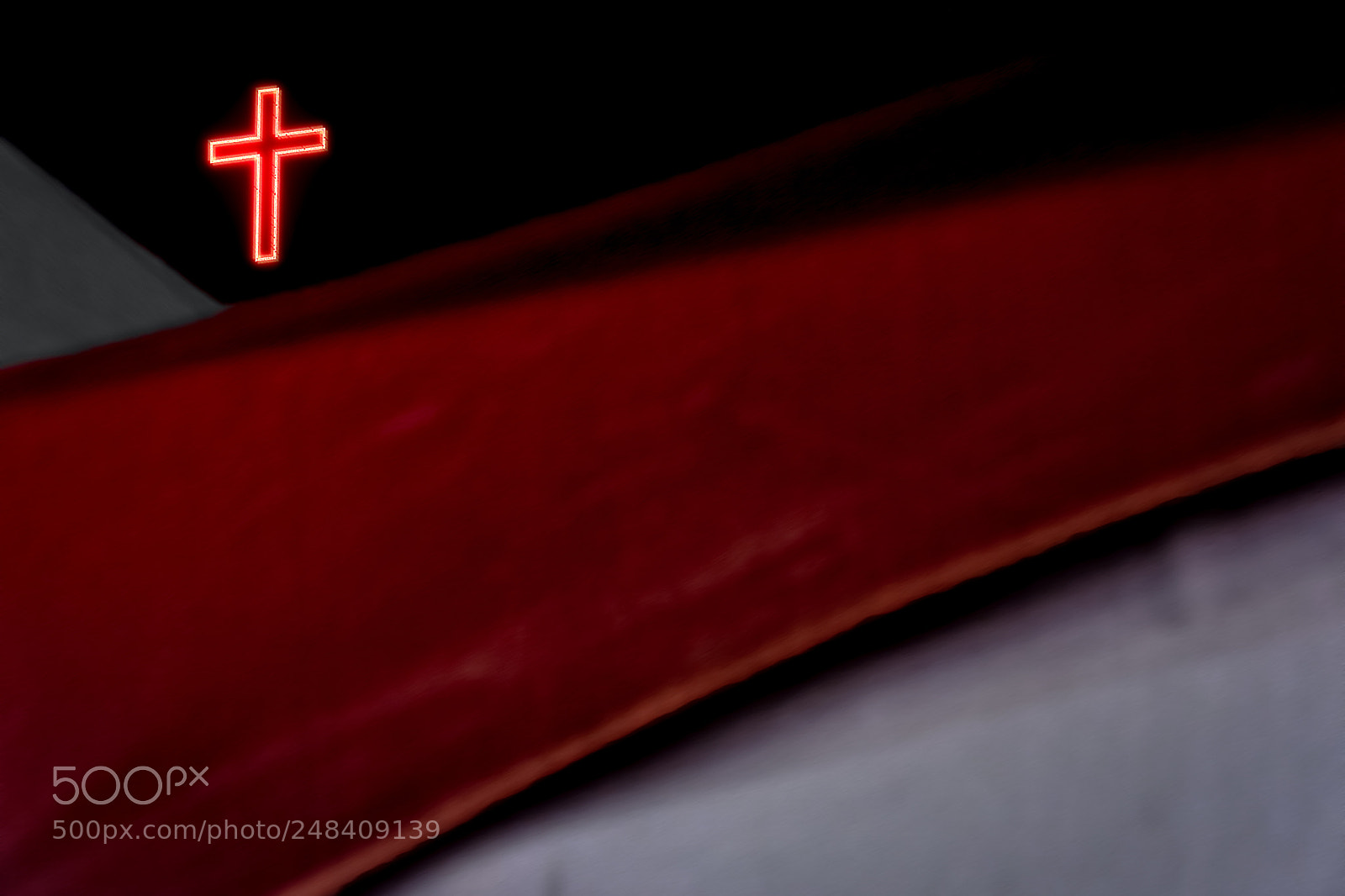 Nikon D5200 sample photo. Light in the darkness photography