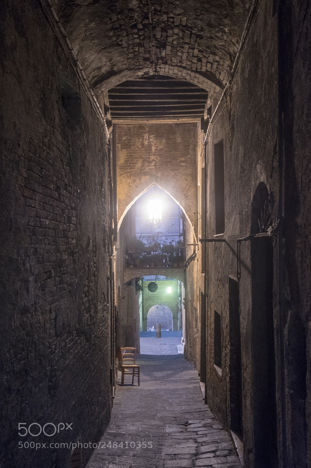 Fujifilm X-T2 sample photo. Siena, italy, by night photography