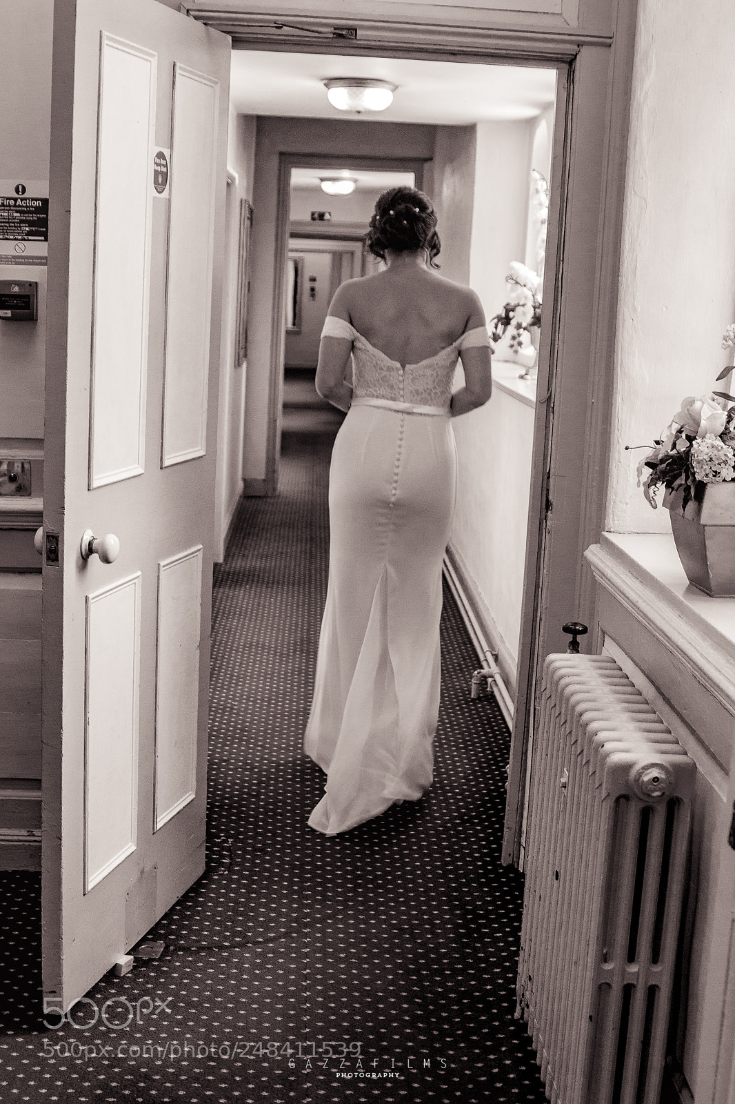 Canon EOS 550D (EOS Rebel T2i / EOS Kiss X4) sample photo. Always the bridesmaid photography