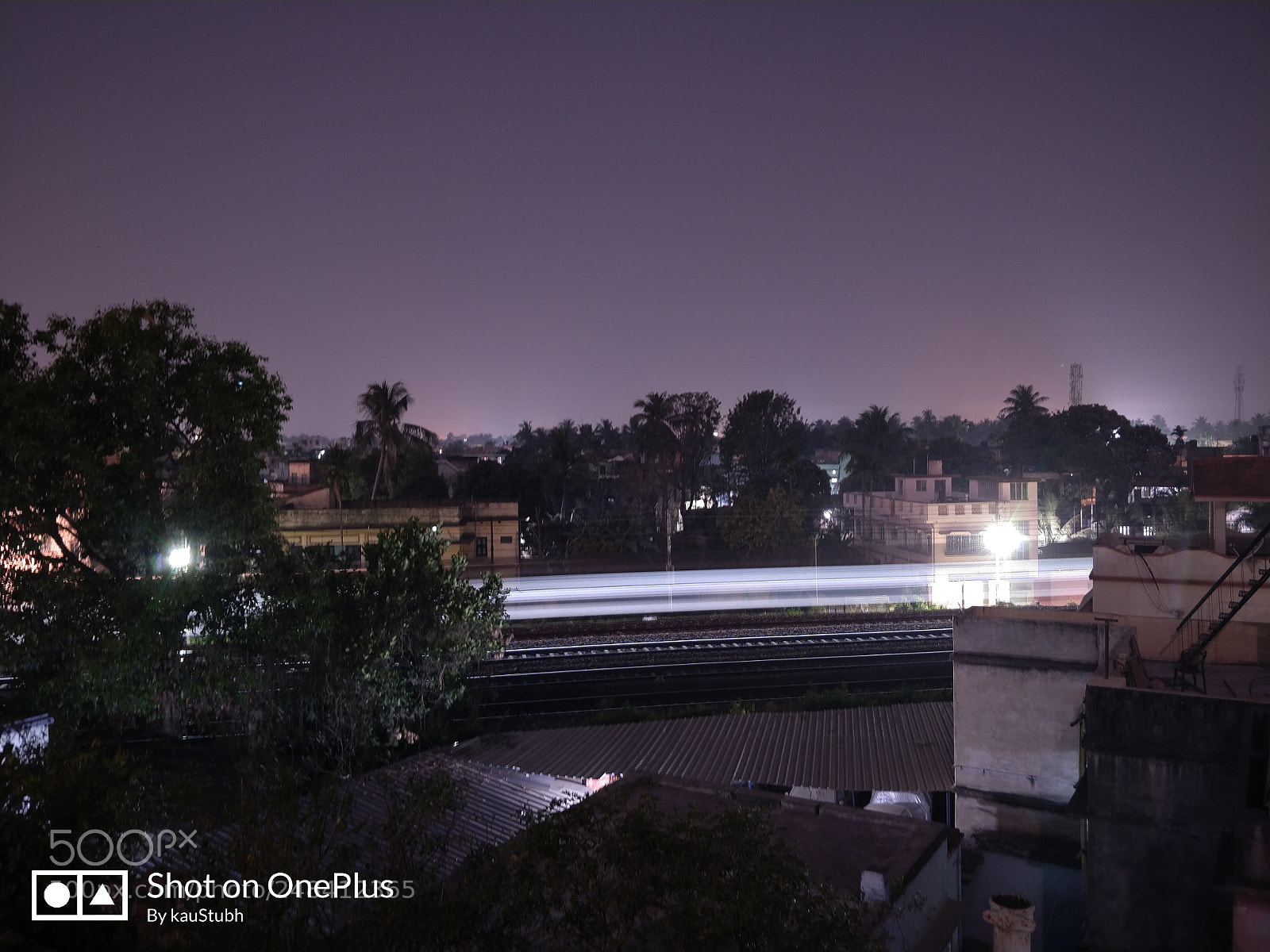 OnePlus 5T sample photo. Night shot of a photography