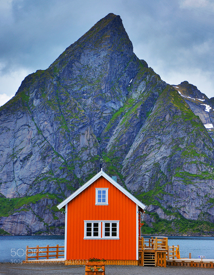 Nikon D5200 sample photo. Fisherman s cabin in photography