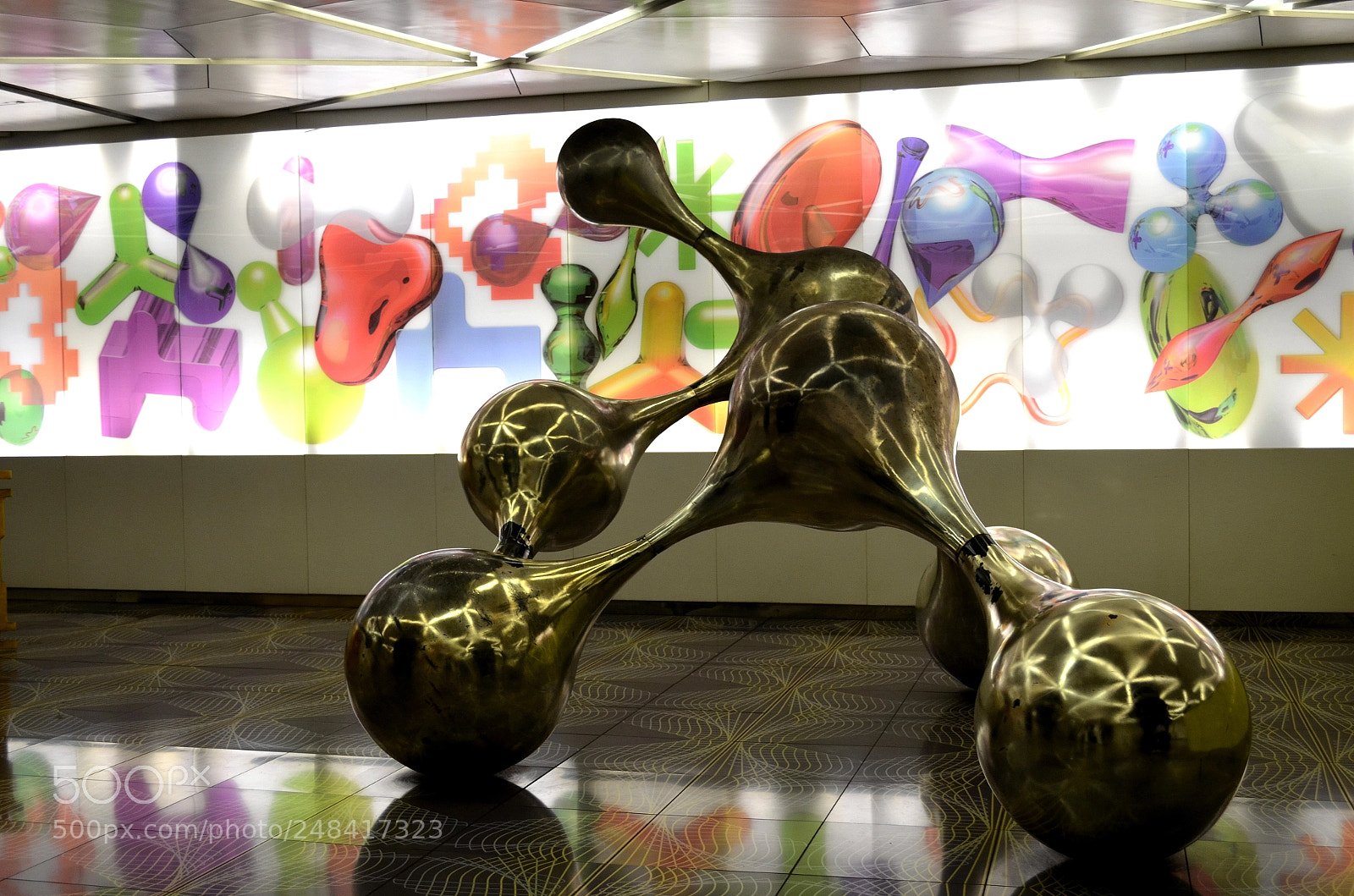 Nikon D5100 sample photo. Universita metro station photography