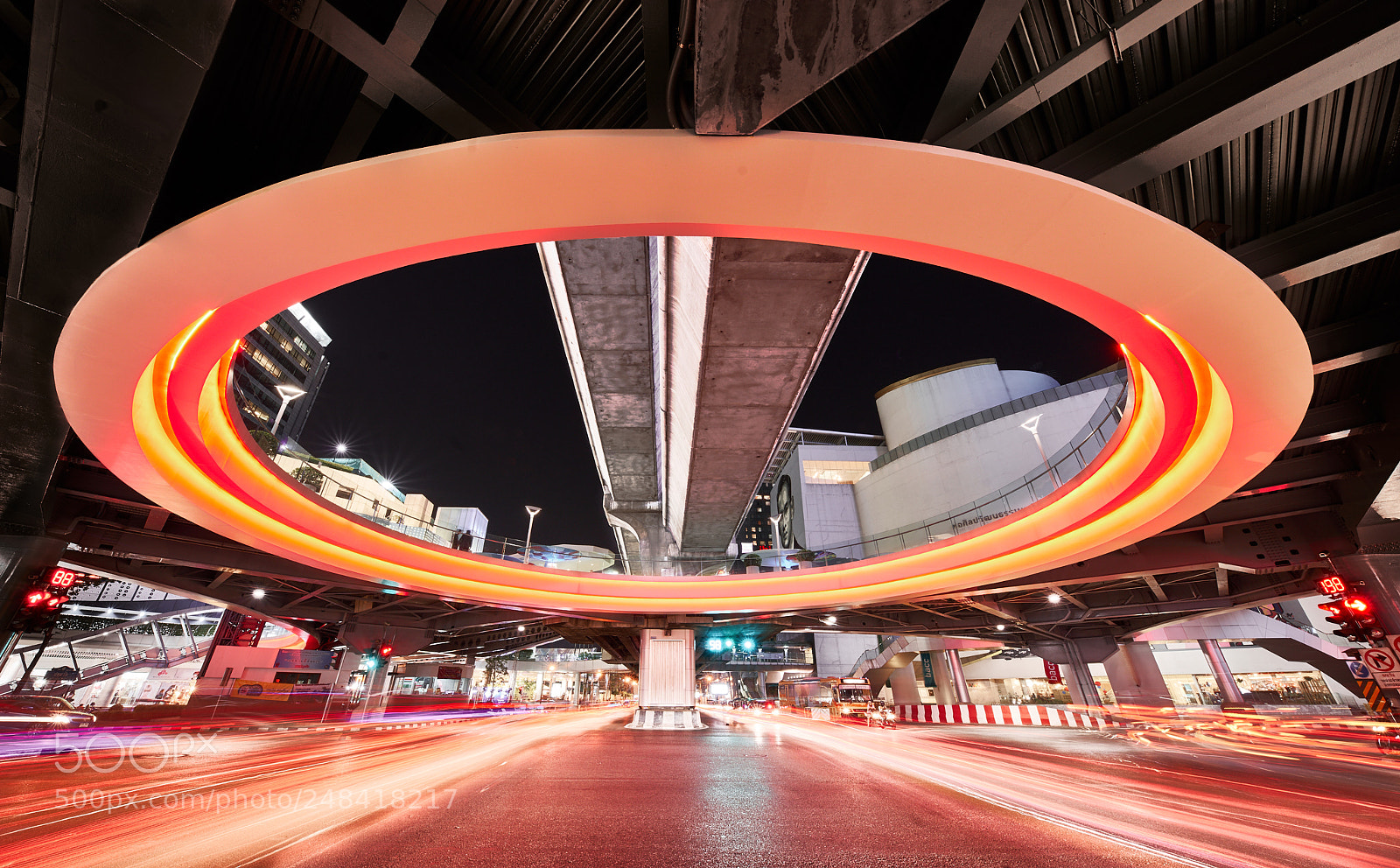 Sony a7R III sample photo. Pathum wan intersection photography