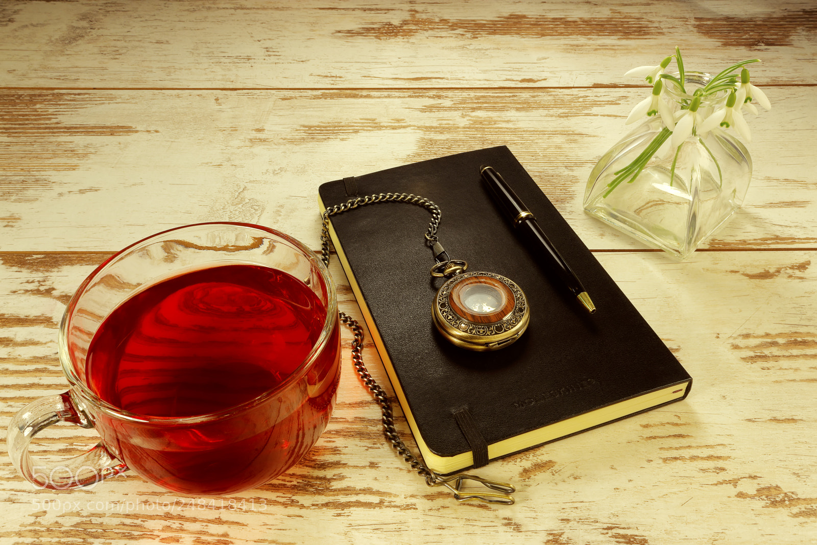 Canon EOS 600D (Rebel EOS T3i / EOS Kiss X5) sample photo. Still life with notebook photography