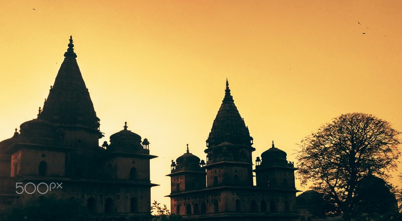 Motorola XT1225 sample photo. Orchha tombs photography