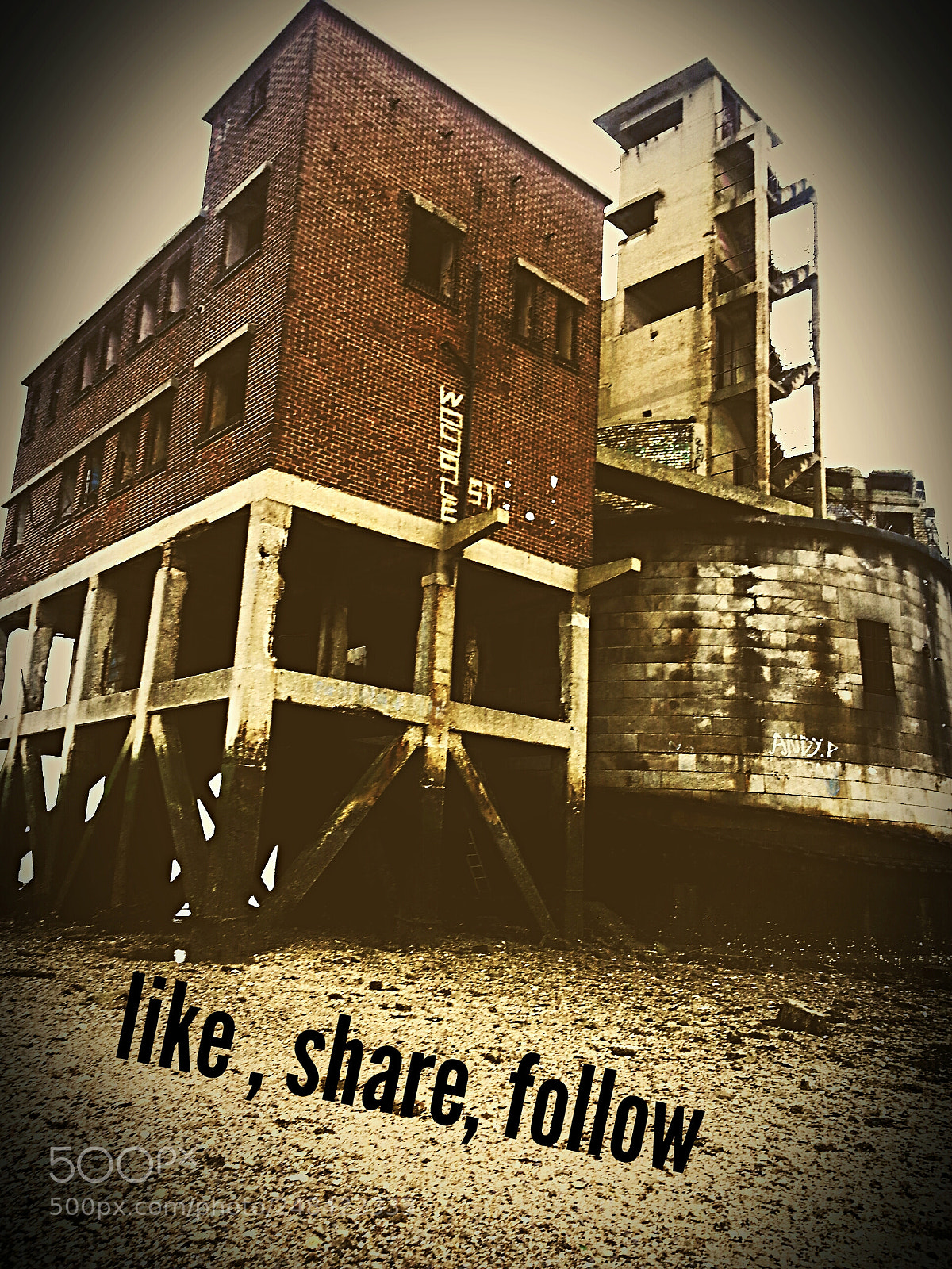 Samsung Galaxy S3 sample photo. Abandoned building photography