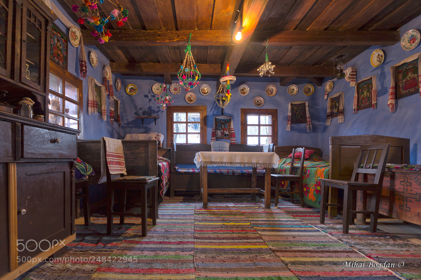 Canon EOS 60D sample photo. Old room photography