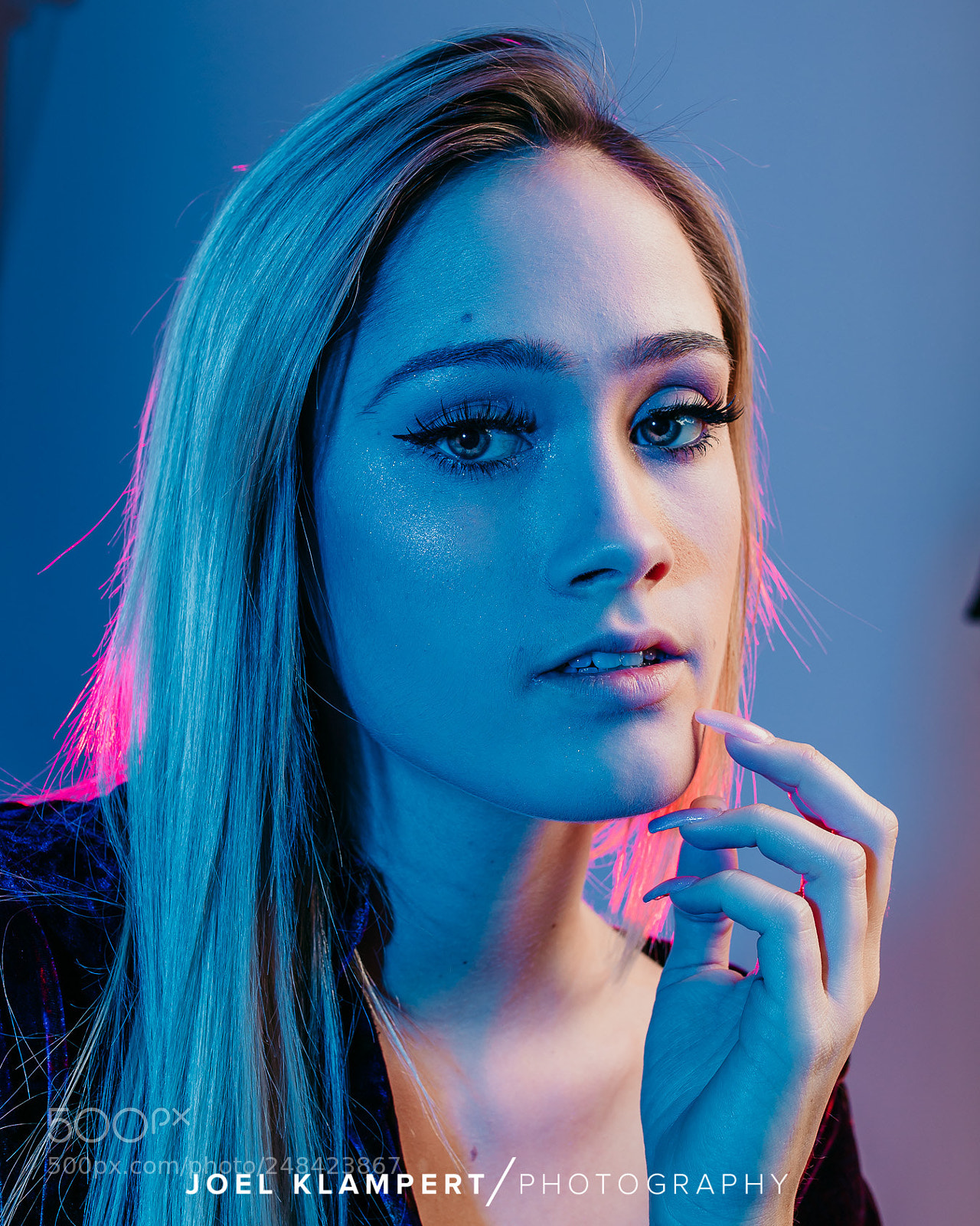 Canon EOS 6D Mark II sample photo. Rachel bathed in light photography
