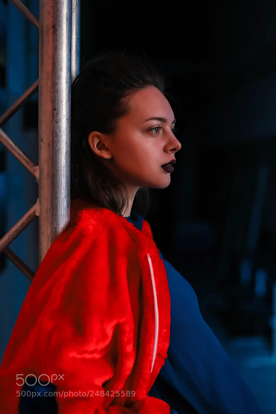 Canon EOS 6D Mark II sample photo. Neon photography