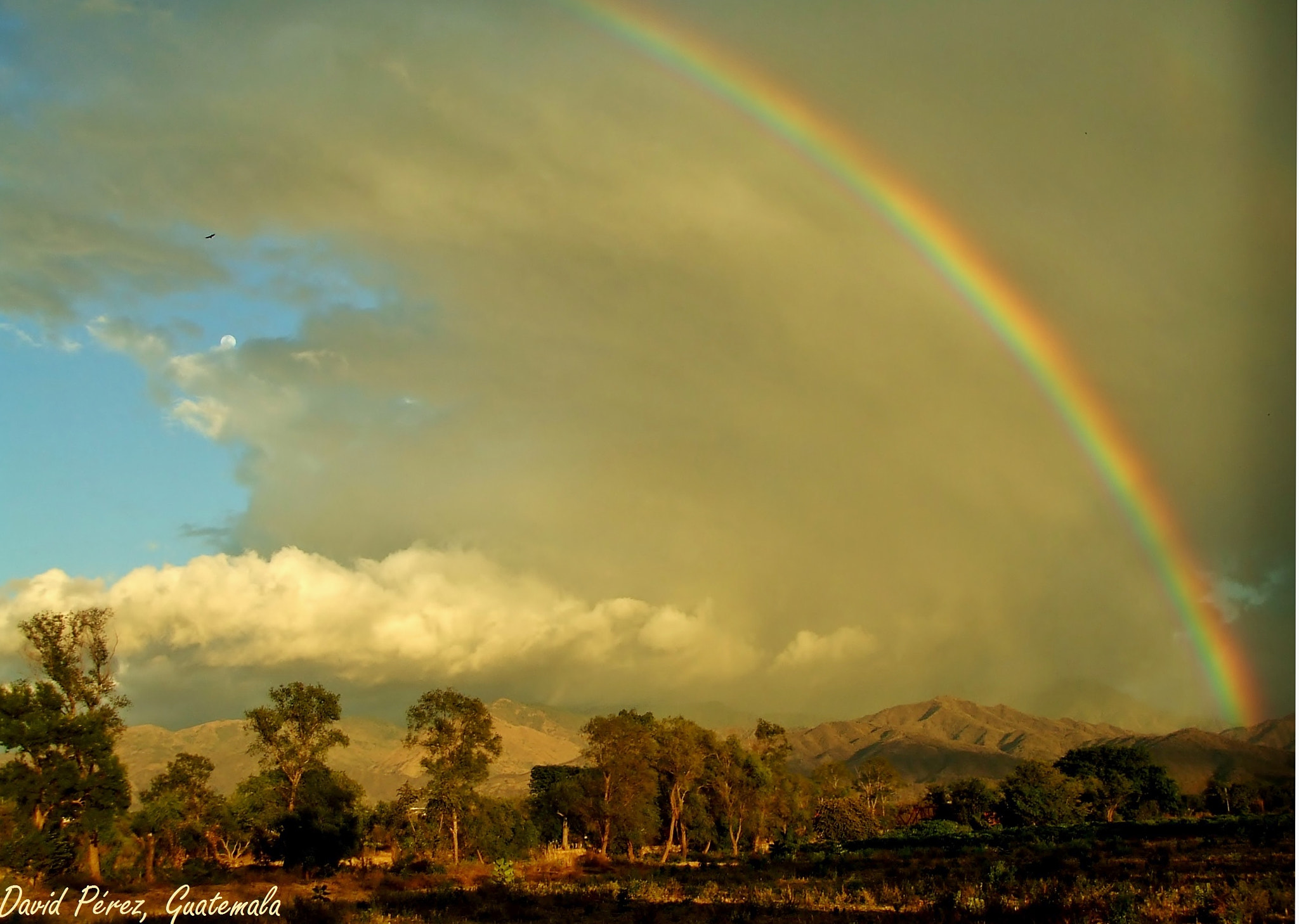 Fujifilm FinePix V10 sample photo. Paisaje guatemalteco photography