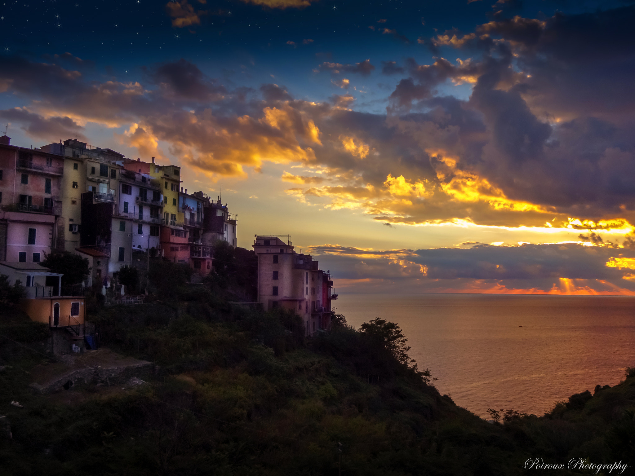 Sony Cyber-shot DSC-QX10 sample photo. Corniglia photography