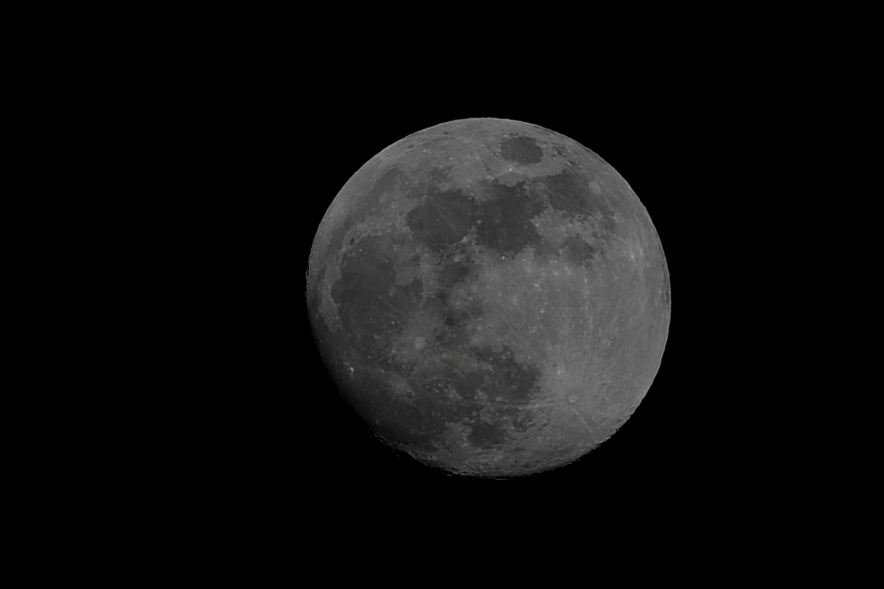 Tamron SP 70-300mm F4-5.6 Di VC USD sample photo. Moon photography