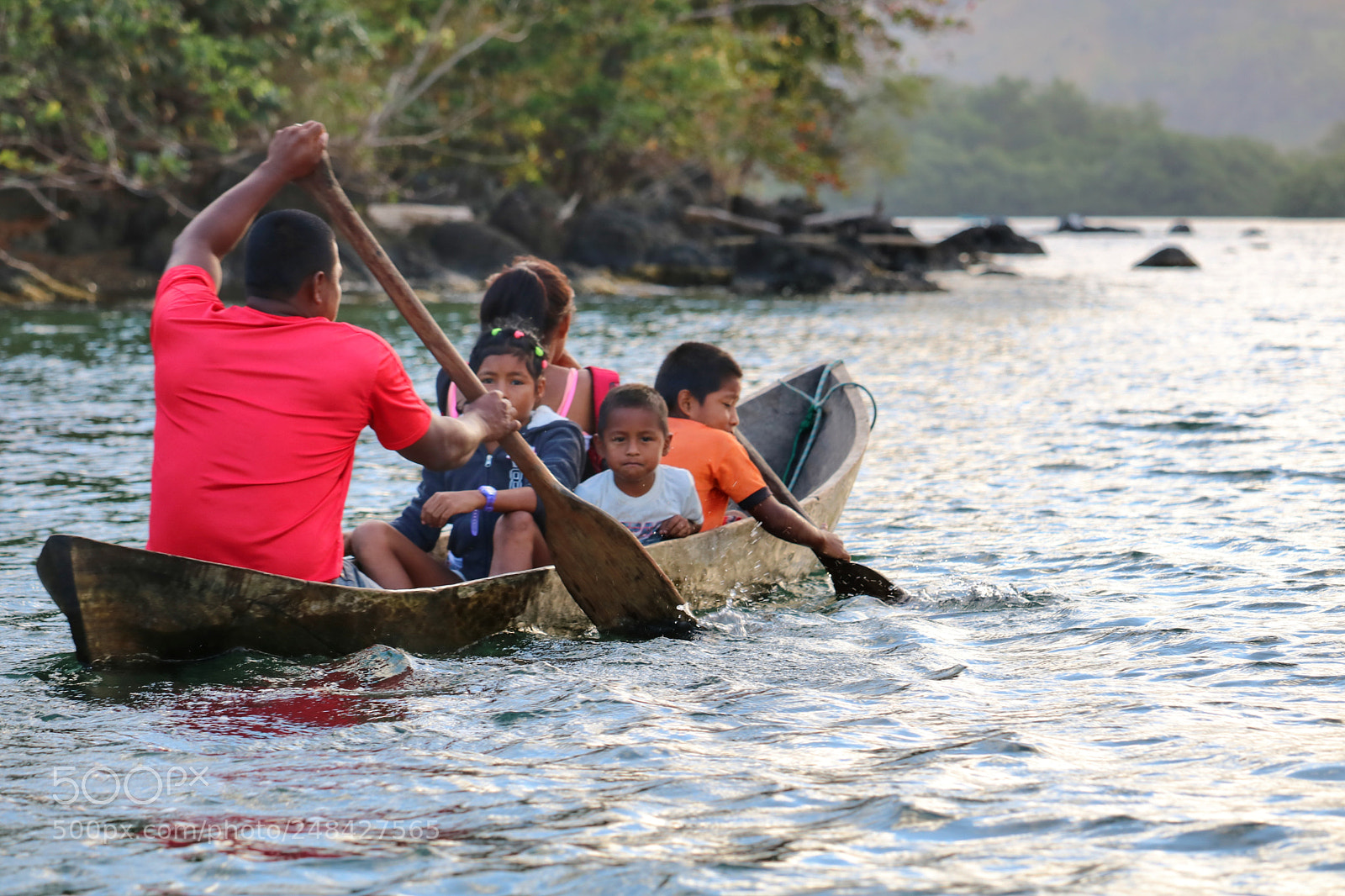 Canon EOS 750D (EOS Rebel T6i / EOS Kiss X8i) sample photo. En canoa photography