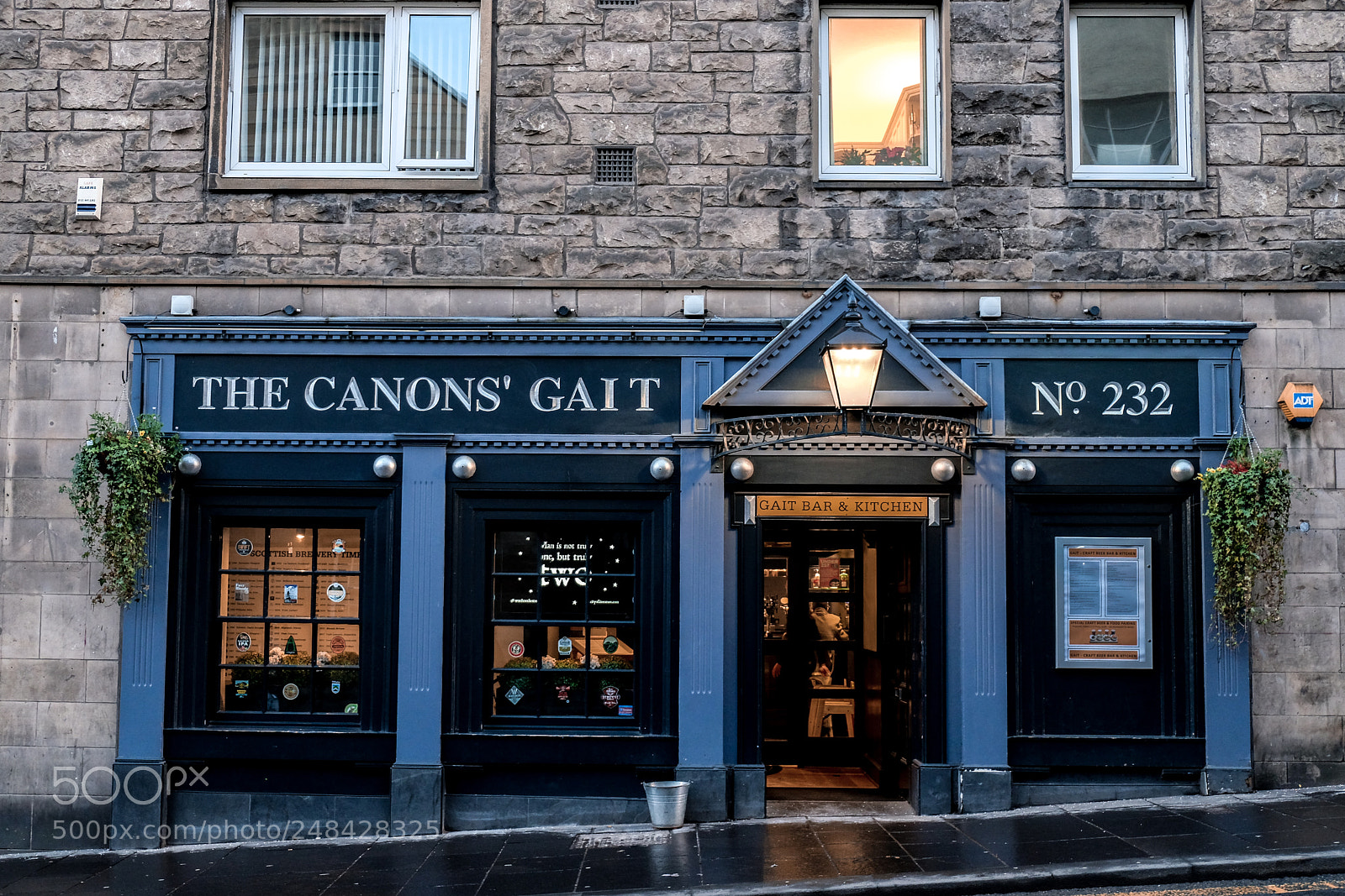 Fujifilm X-T20 sample photo. Tipical pub photography