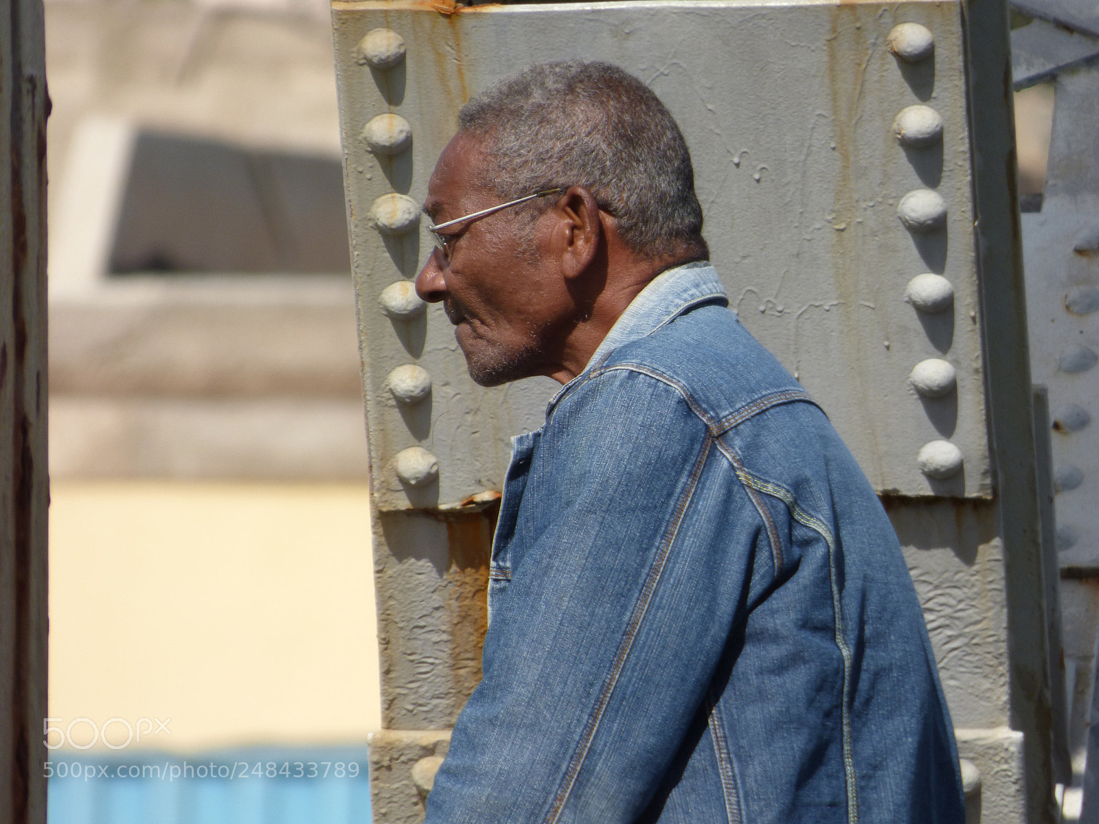 Panasonic Lumix DMC-FZ70 sample photo. Lonesome old man over photography