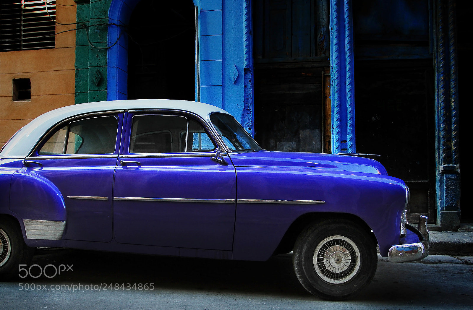 Canon EOS 7D sample photo. Old car photography