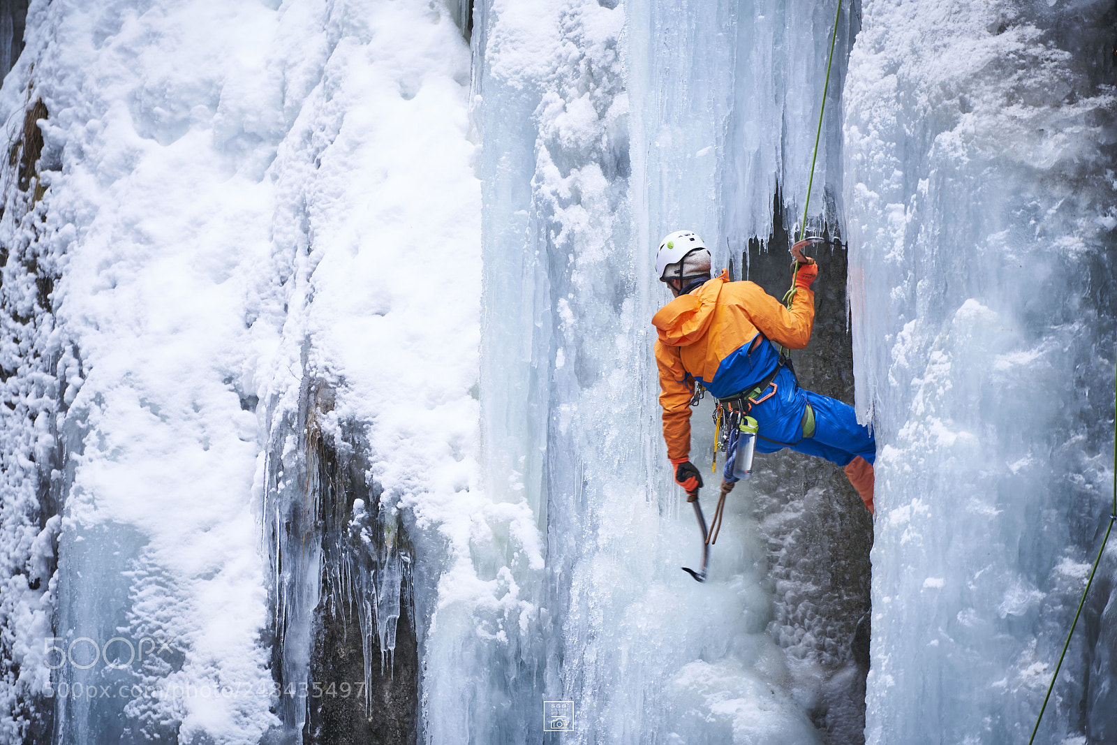 Sony a7R II sample photo. Eisklettern photography