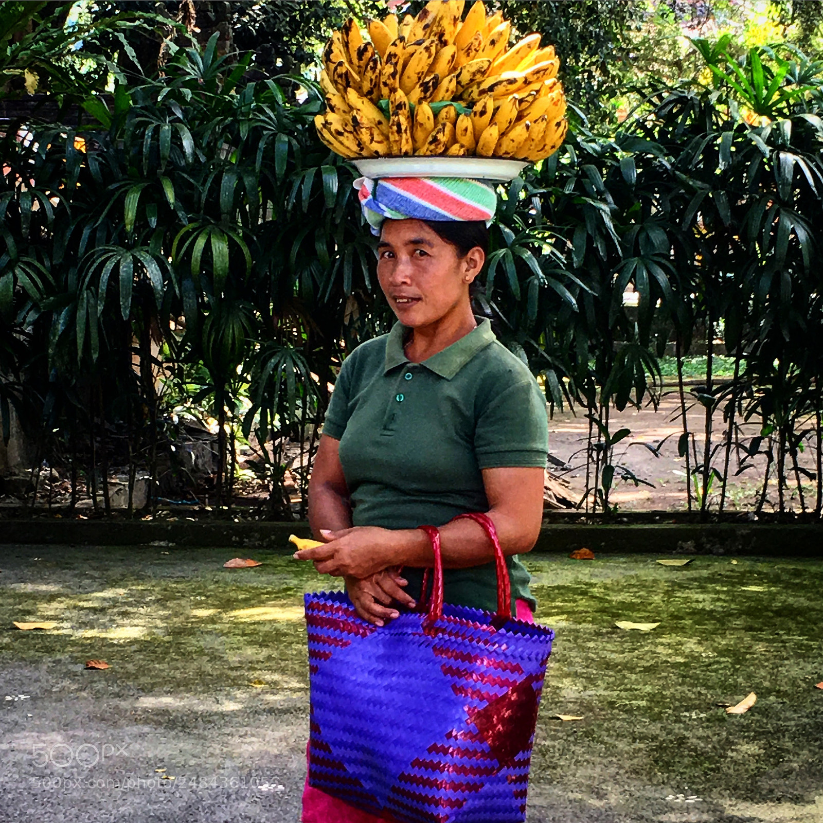Apple iPhone 6s sample photo. Bali people photography