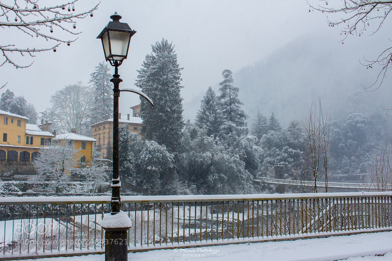 Canon EOS 700D (EOS Rebel T5i / EOS Kiss X7i) sample photo. Snow at, bagni di photography