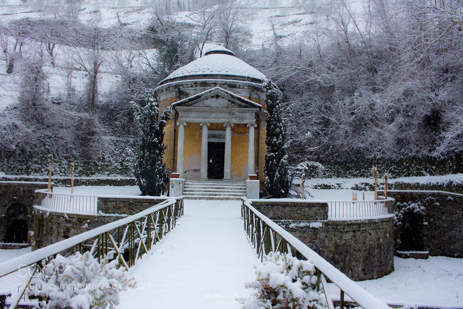 Canon EOS 700D (EOS Rebel T5i / EOS Kiss X7i) sample photo. Snow at, bagni di photography
