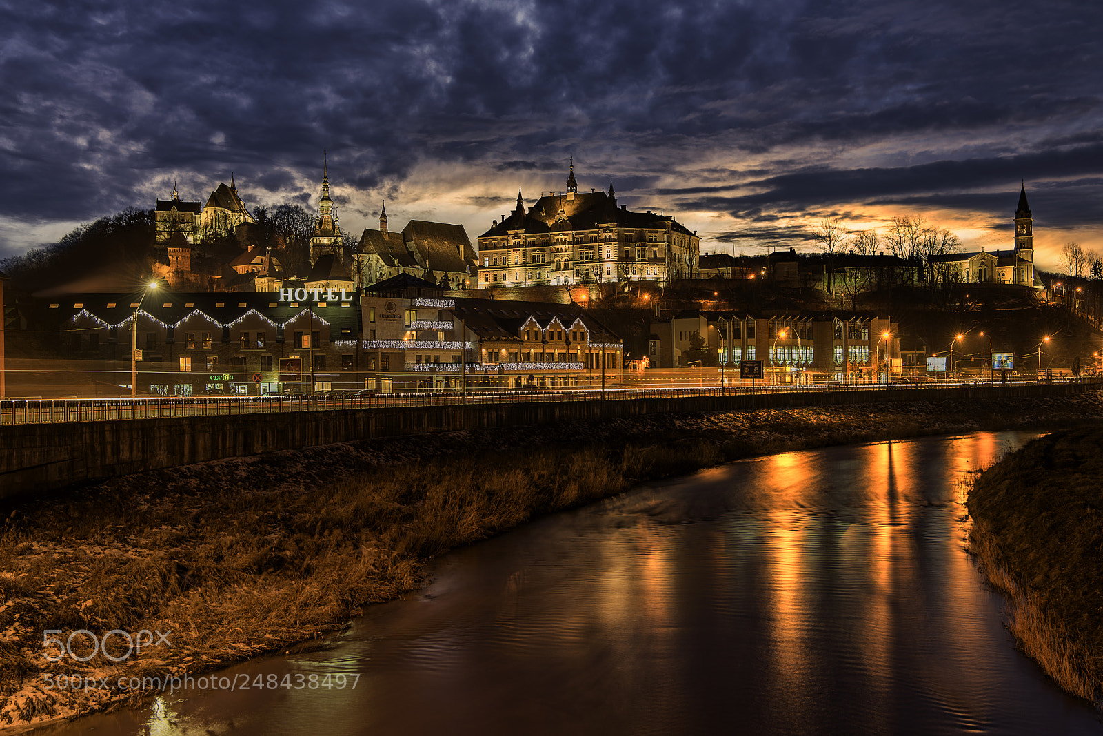 Nikon D810 sample photo. Cityscape at dawn photography