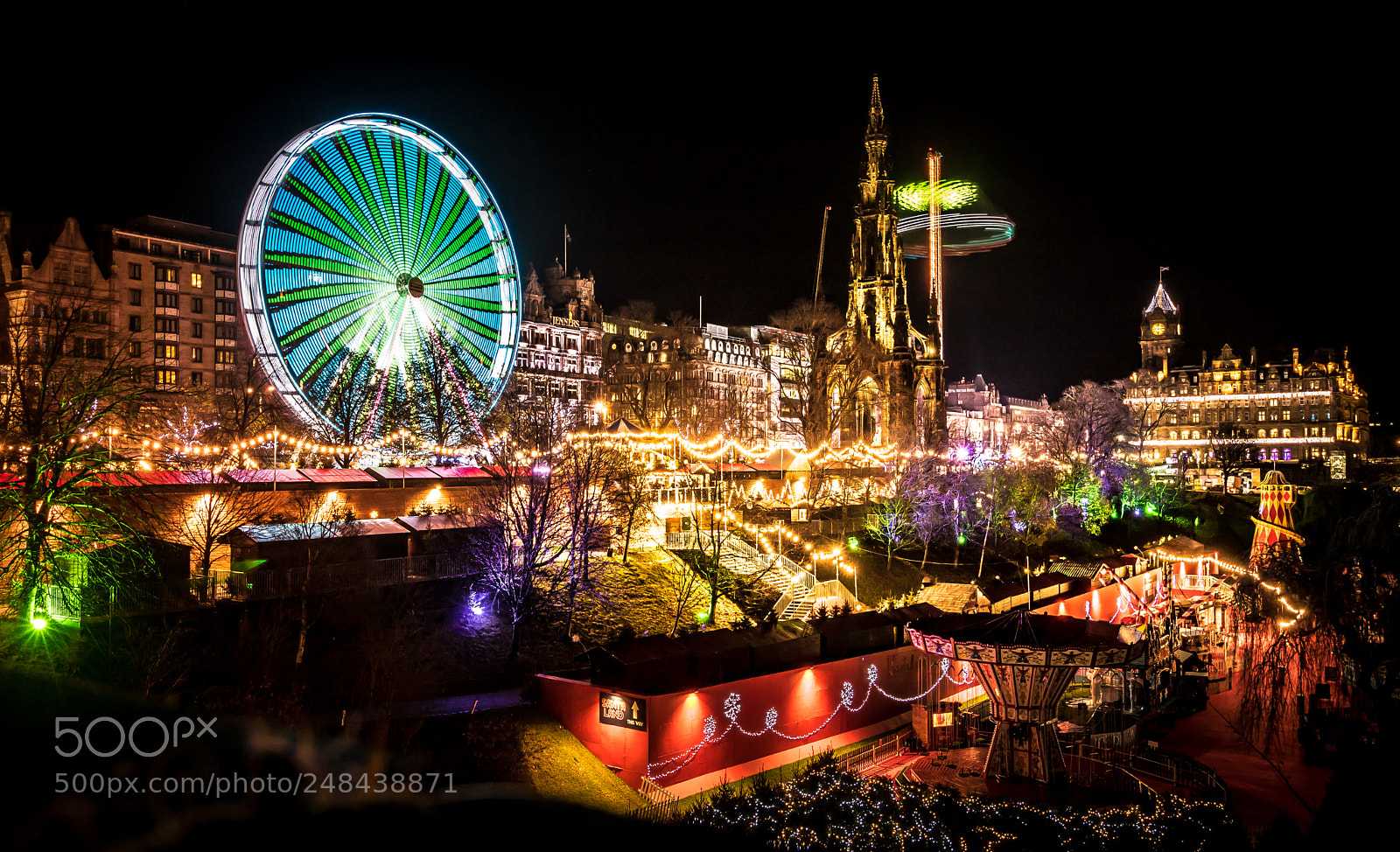 Canon EOS 760D (EOS Rebel T6s / EOS 8000D) sample photo. Christmas market photography