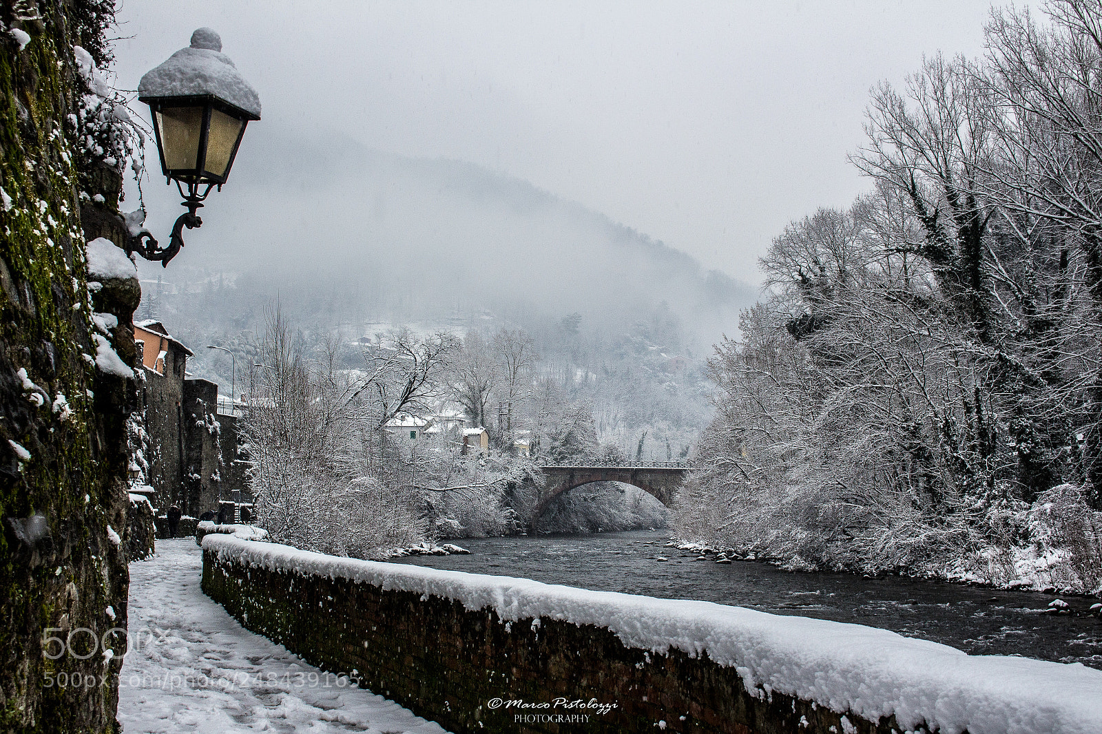 Canon EOS 700D (EOS Rebel T5i / EOS Kiss X7i) sample photo. Snow at, bagni di photography