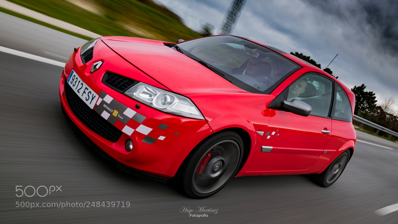 Fujifilm X-T2 sample photo. Renault megane sport photography