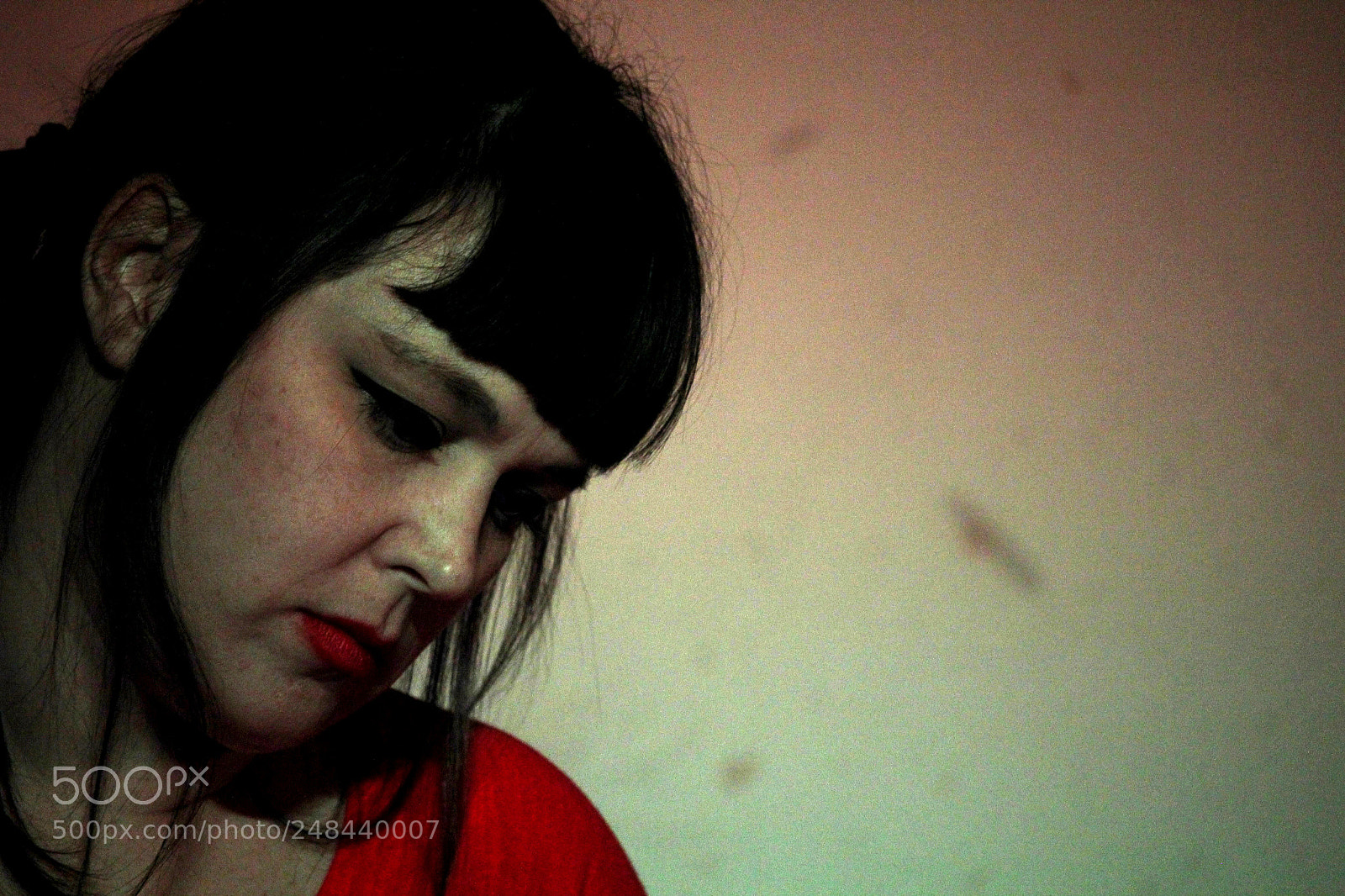 Canon EOS 550D (EOS Rebel T2i / EOS Kiss X4) sample photo. Sharkiface in red 1 photography