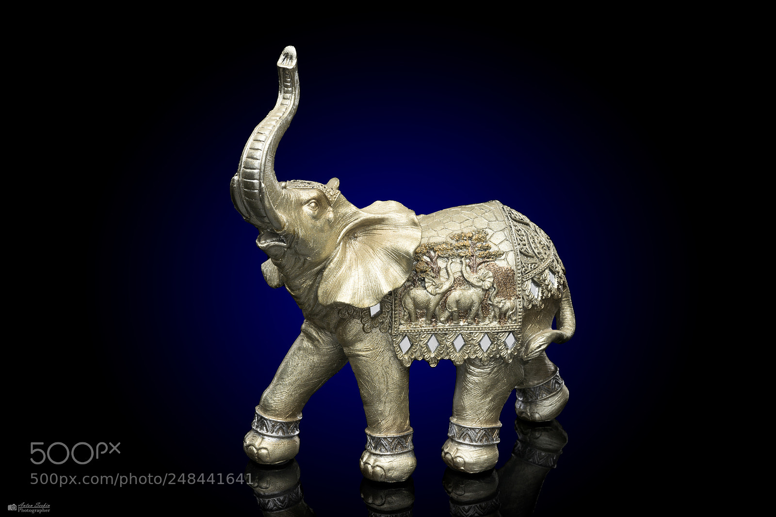 Sony a7R II sample photo. Elephant statuette photography