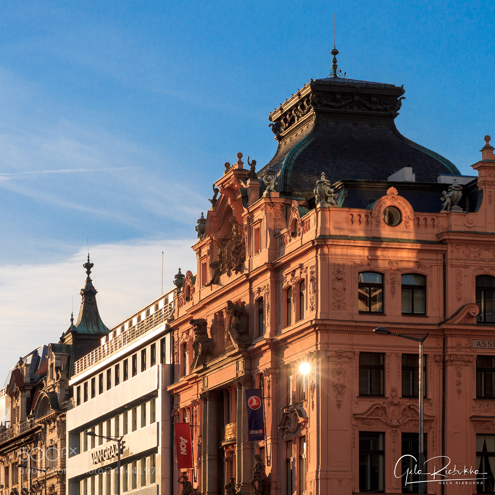 Canon EOS 500D (EOS Rebel T1i / EOS Kiss X3) sample photo. Wenceslas square, prague photography