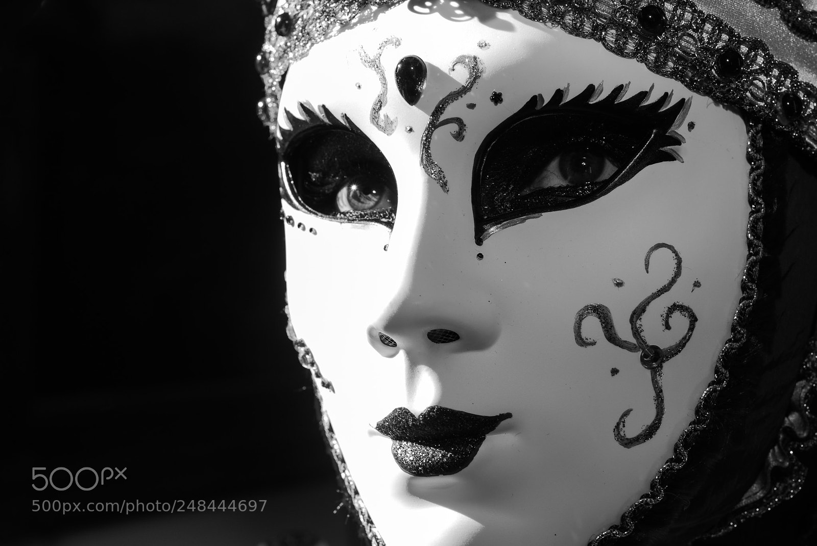 Nikon D200 sample photo. Masks in venice, italy photography