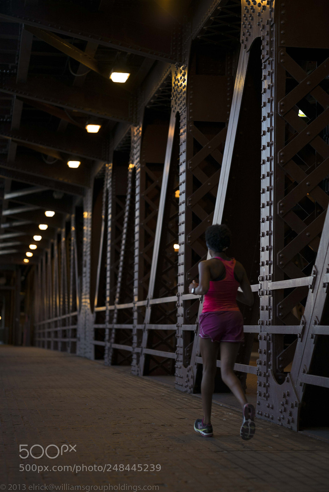 Leica M (Typ 240) sample photo. Morning run crossing bridge photography