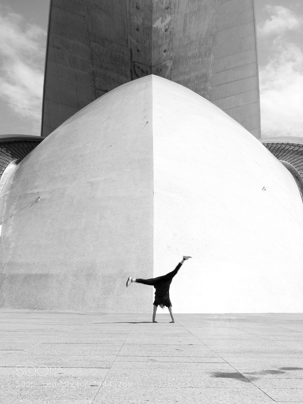 Sony Cyber-shot DSC-RX1R II sample photo. Chloe cartwheel tenerife photography